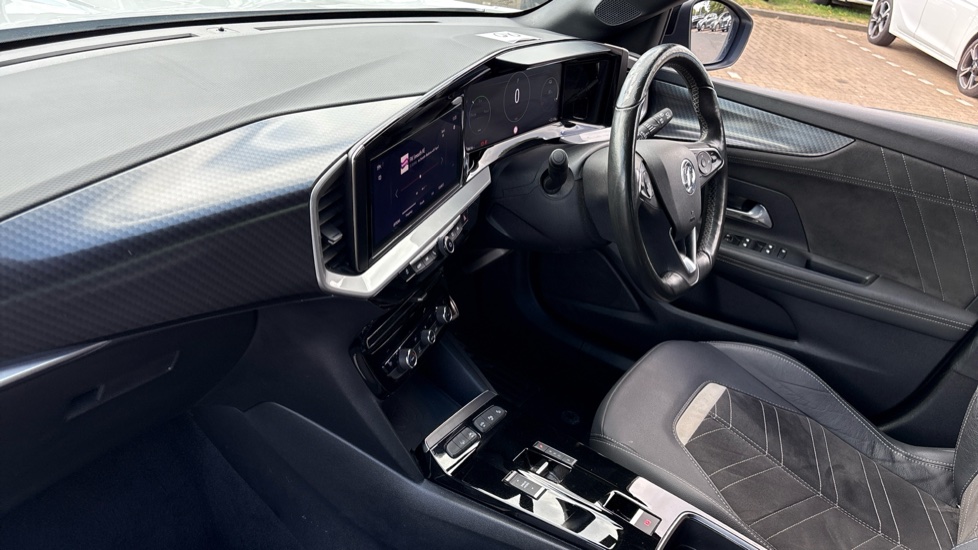 Vauxhall Mokka 100kW Ultimate 50kWh 5dr Auto Electric Hatchback - Image 27