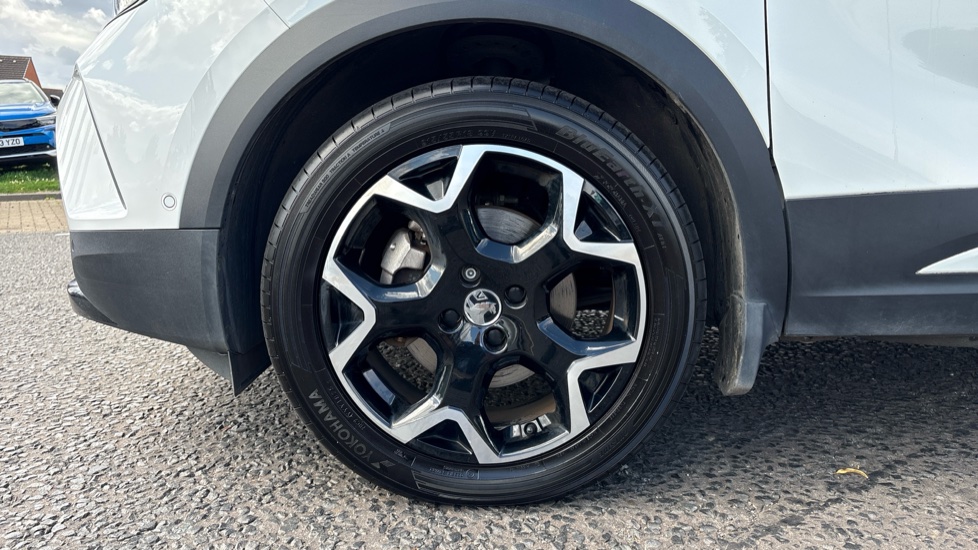 Vauxhall Mokka 100kW Ultimate 50kWh 5dr Auto Electric Hatchback - Image 31