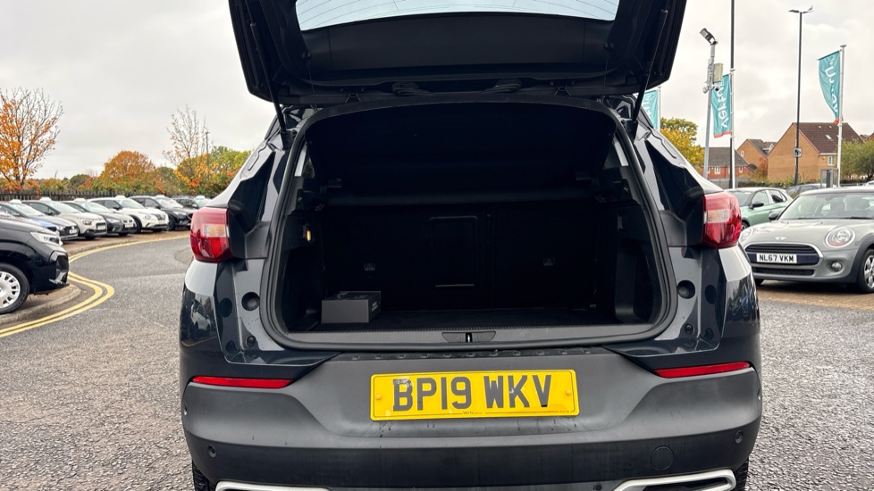 Vauxhall Grandland X 1.2 Turbo Sport Nav 5dr Petrol Hatchback - Image 4