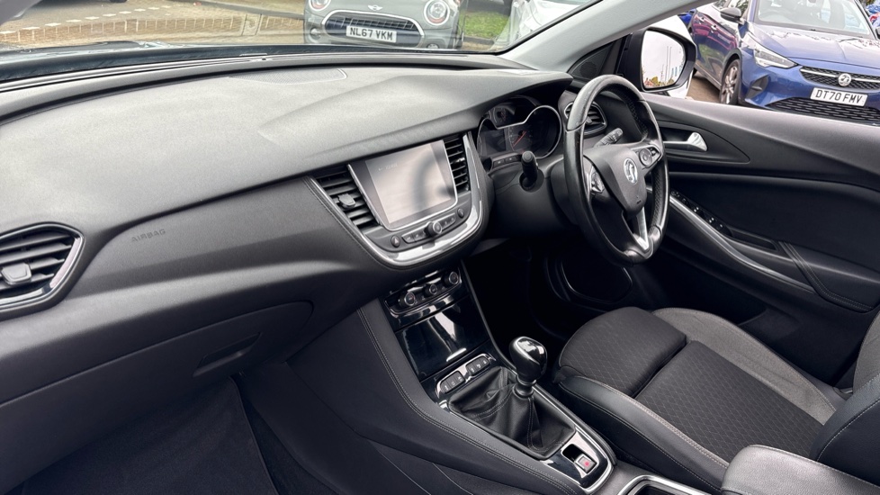 Vauxhall Grandland X 1.2 Turbo Sport Nav 5dr Petrol Hatchback - Image 9