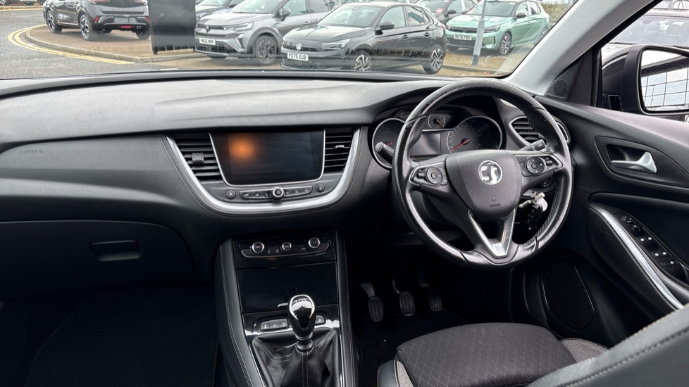 Vauxhall Grandland X 1.2 Turbo Sport Nav 5dr Petrol Hatchback - Image 10