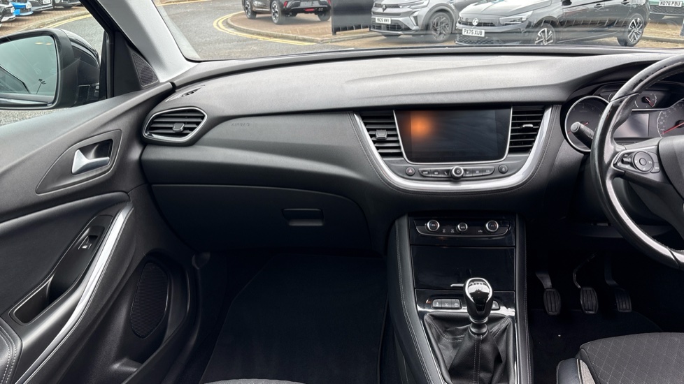 Vauxhall Grandland X 1.2 Turbo Sport Nav 5dr Petrol Hatchback - Image 14