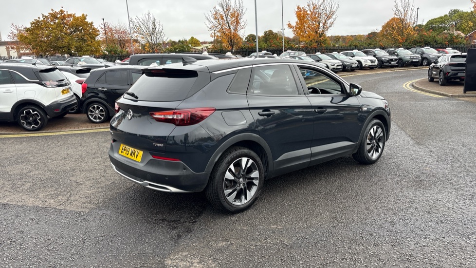 Vauxhall Grandland X 1.2 Turbo Sport Nav 5dr Petrol Hatchback - Image 39