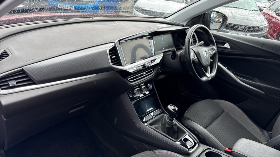 Vauxhall Grandland 1.2 Turbo Elite 5dr Petrol Hatchback - Image 9