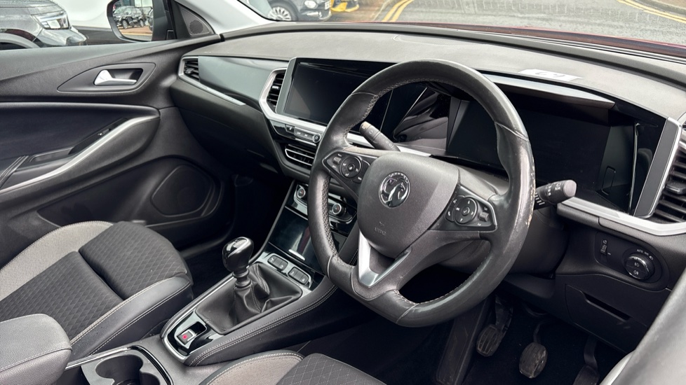 Vauxhall Grandland 1.2 Turbo Elite 5dr Petrol Hatchback - Image 11
