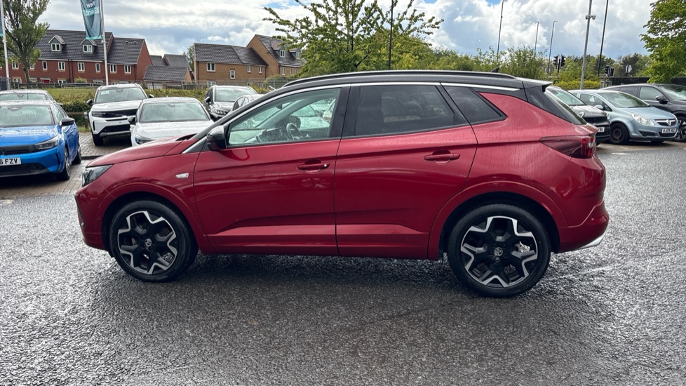 Vauxhall Grandland 1.2 Turbo Elite 5dr Petrol Hatchback - Image 30