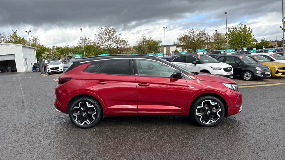 Vauxhall Grandland 1.2 Turbo Elite 5dr Petrol Hatchback - Image 36