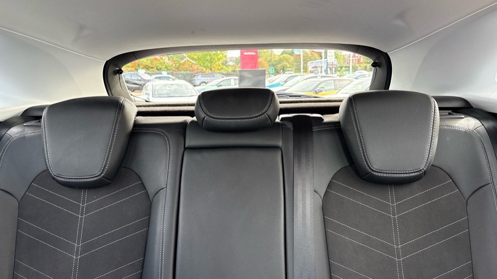 Vauxhall Grandland 1.2 Turbo Ultimate 5dr Petrol Hatchback - Image 23