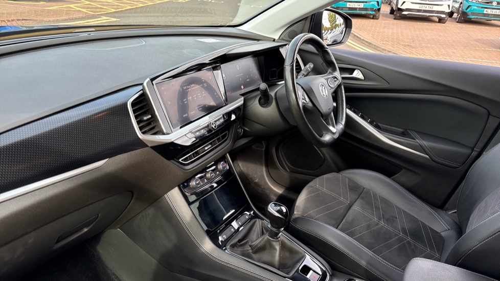 Vauxhall Grandland 1.2 Turbo Ultimate 5dr Petrol Hatchback - Image 24