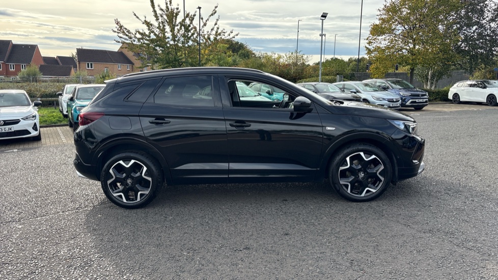 Vauxhall Grandland 1.2 Turbo Ultimate 5dr Petrol Hatchback - Image 33