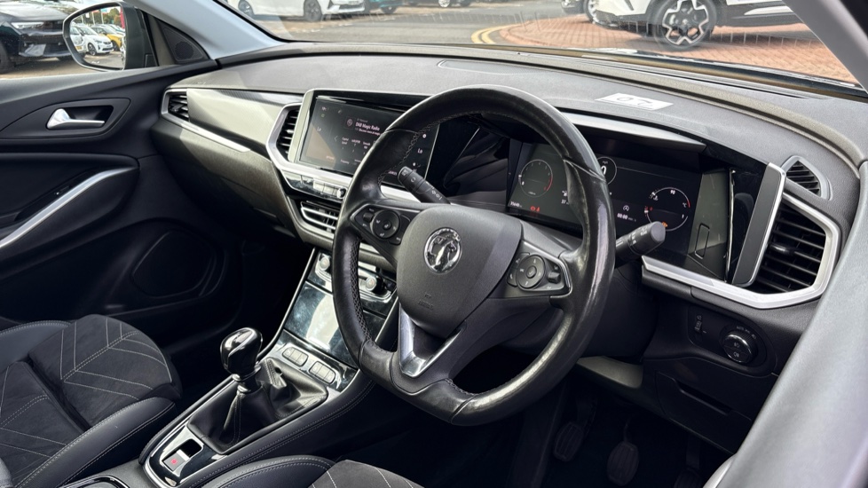 Vauxhall Grandland 1.2 Turbo Ultimate 5dr Petrol Hatchback - Image 34