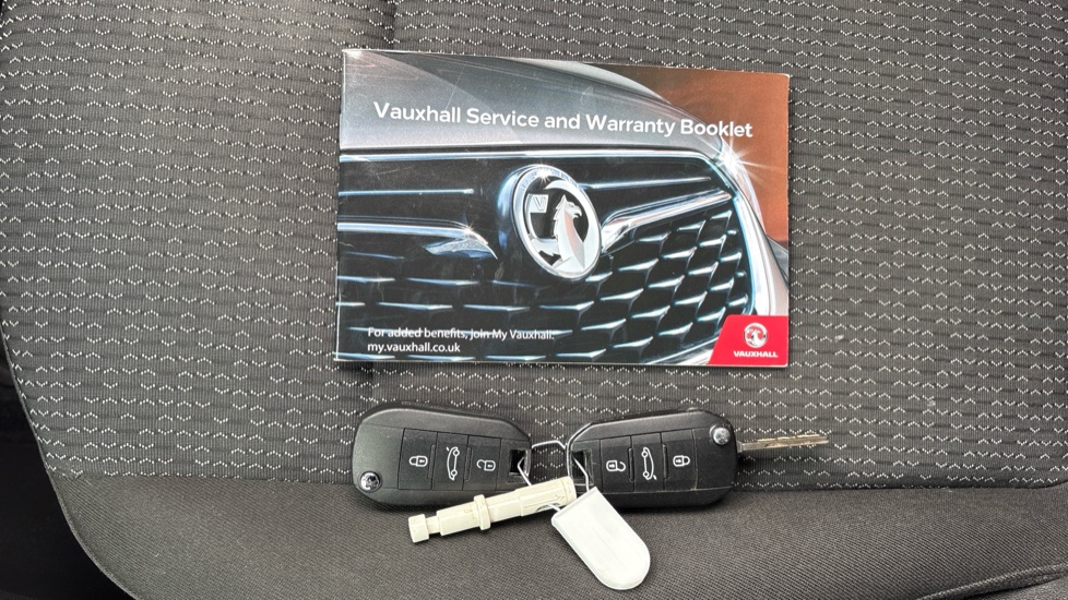 Vauxhall Crossland X 1.2T [110] SE 5dr [Start Stop] Auto Petrol Hatchback - Image 19