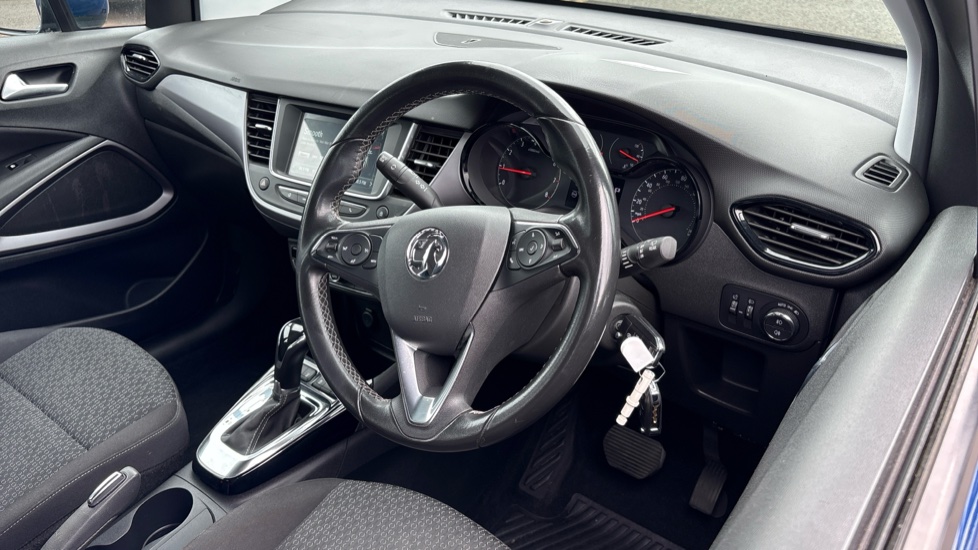 Vauxhall Crossland X 1.2T [110] SE 5dr [Start Stop] Auto Petrol Hatchback - Image 33
