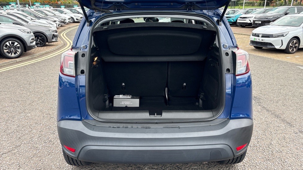Vauxhall Crossland X 1.2T [110] SE 5dr [Start Stop] Auto Petrol Hatchback - Image 39