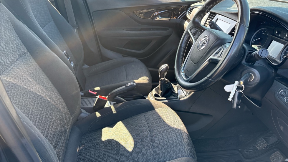 Vauxhall Mokka X 1.6i Active 5dr Petrol Hatchback - Image 38
