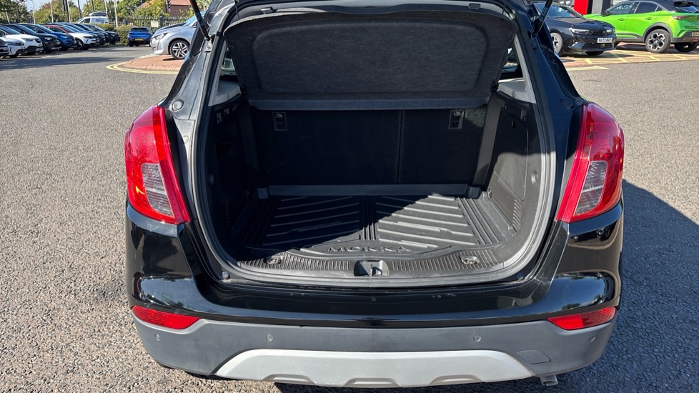 Vauxhall Mokka X 1.6i Active 5dr Petrol Hatchback - Image 44
