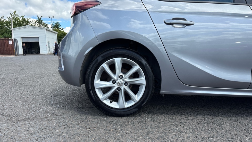 Vauxhall Corsa 1.2 SE 5dr Petrol Hatchback - Image 7