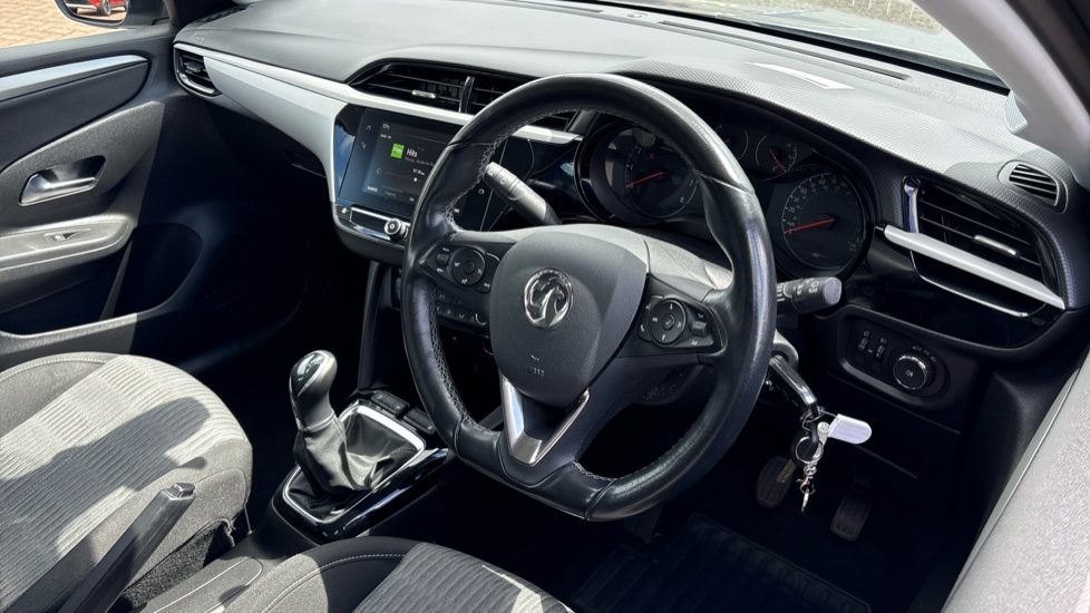 Vauxhall Corsa 1.2 SE 5dr Petrol Hatchback - Image 11