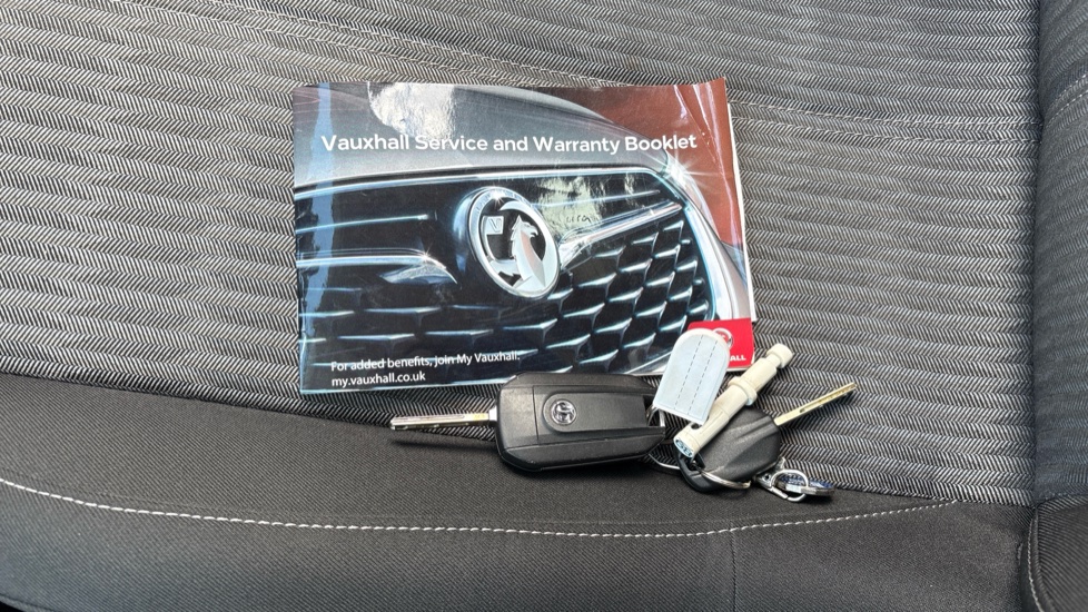Vauxhall Corsa 1.2 SE 5dr Petrol Hatchback - Image 21