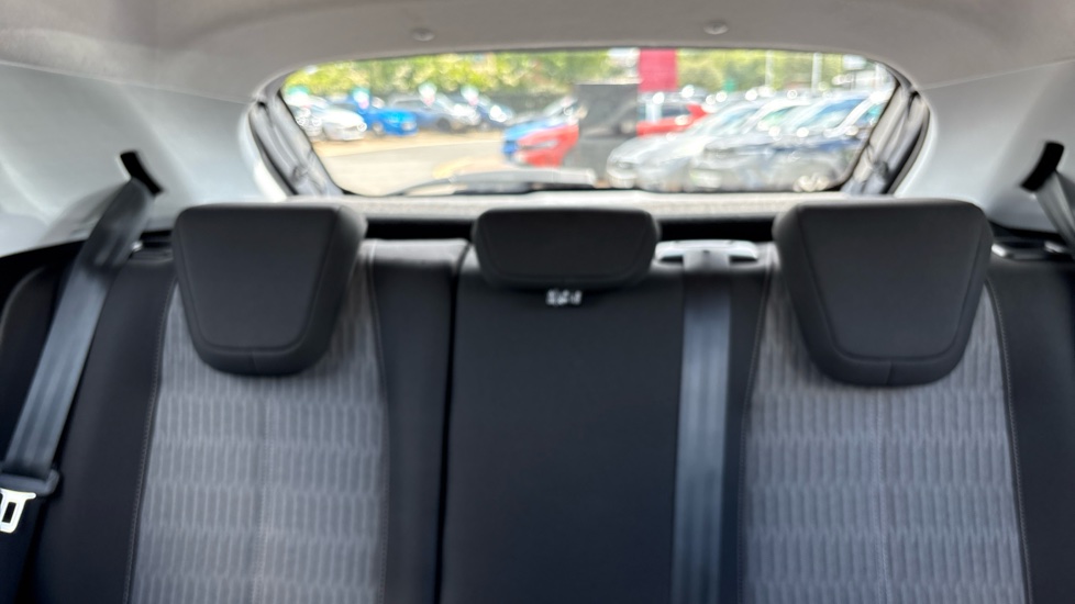 Vauxhall Corsa 1.2 SE 5dr Petrol Hatchback - Image 24