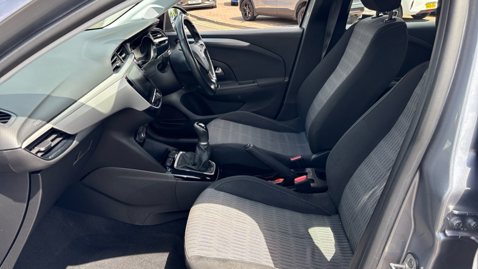 Vauxhall Corsa 1.2 SE 5dr Petrol Hatchback - Image 29