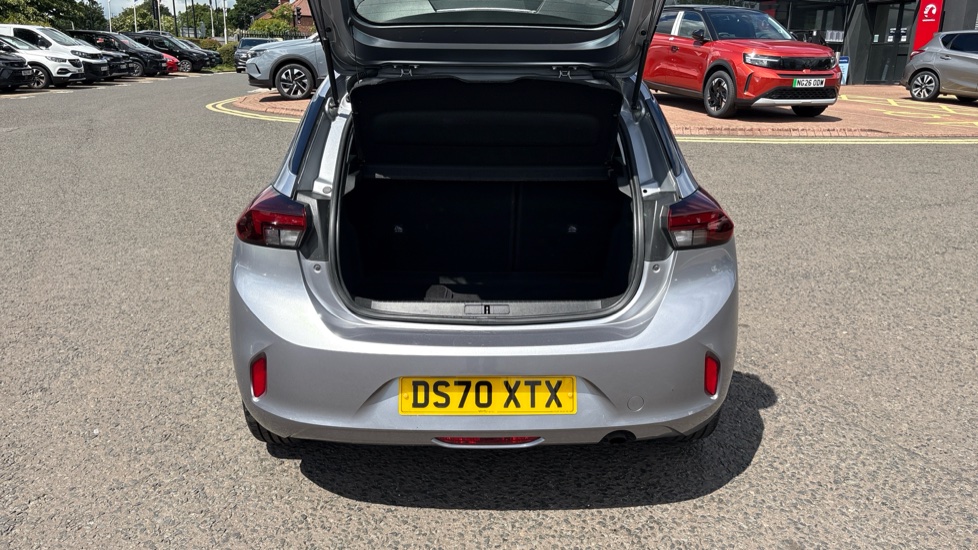 Vauxhall Corsa 1.2 SE 5dr Petrol Hatchback - Image 42