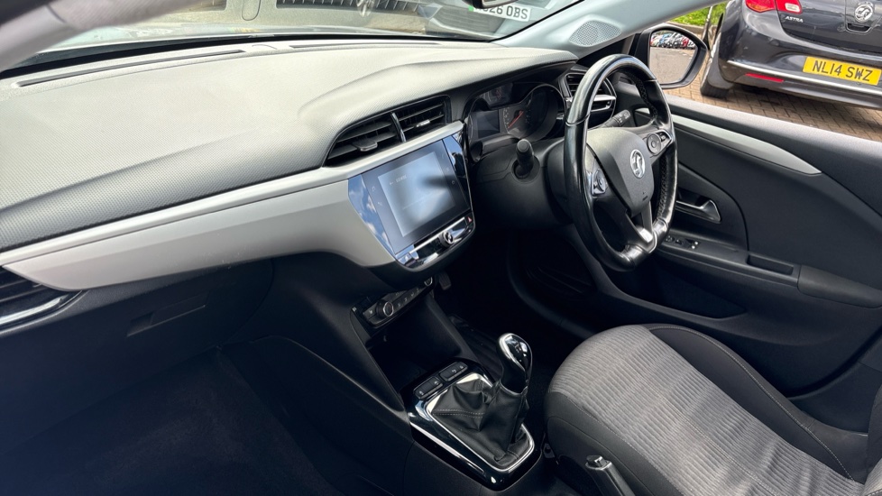 Vauxhall Corsa 1.2 SE Nav Premium 5dr Petrol Hatchback - Image 9