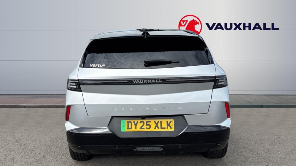 Vauxhall Grandland 157kW Ultimate 73kWh 5dr Auto [Panoramic Roof] Electric Hatchback - Image 6