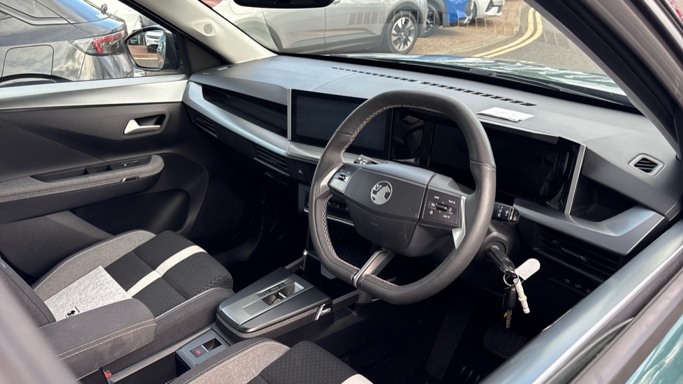Vauxhall Frontera 83kW Ultimate 44kWh 5dr Auto Electric Estate - Image 11