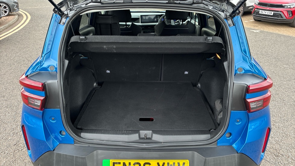 Vauxhall Frontera 83kW GS 44kWh 5dr Auto Electric Estate - Image 4