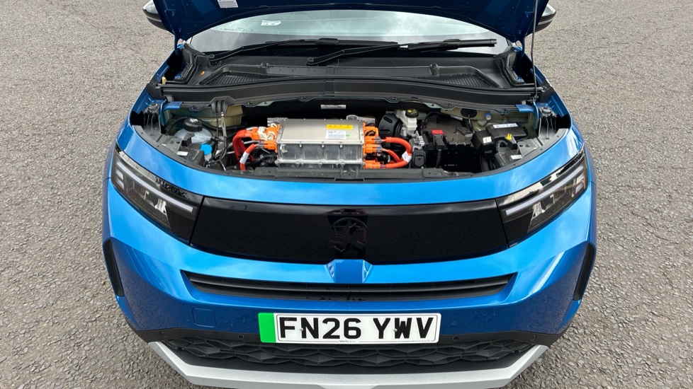 Vauxhall Frontera 83kW GS 44kWh 5dr Auto Electric Estate - Image 8