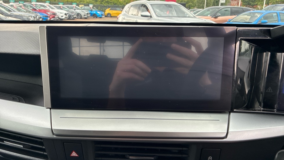 Vauxhall Frontera 83kW GS 44kWh 5dr Auto Electric Estate - Image 12