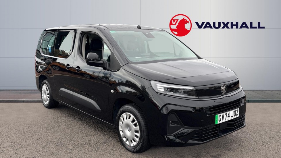 Vauxhall Combo Life 100kW Design XL 52kWh 5dr Auto [7 Seat] Electric Estate - Image 1