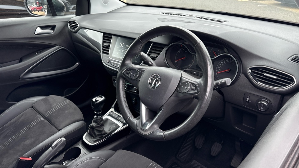 Vauxhall Crossland 1.2 Turbo Ultimate 5dr Petrol Hatchback - Image 11