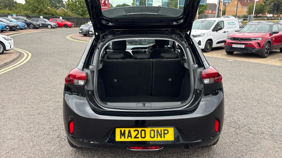 Vauxhall Corsa 1.2 SE 5dr Petrol Hatchback - Image 4