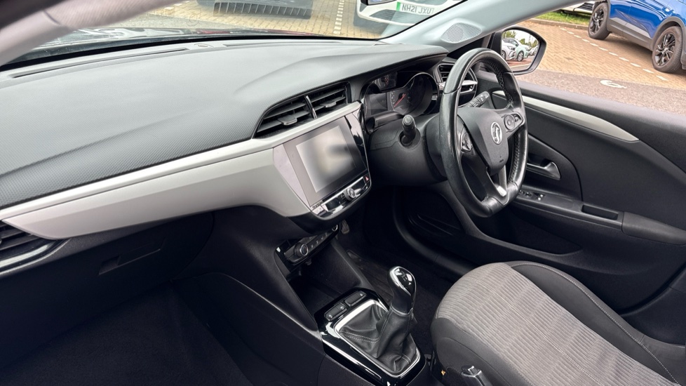 Vauxhall Corsa 1.2 SE 5dr Petrol Hatchback - Image 9