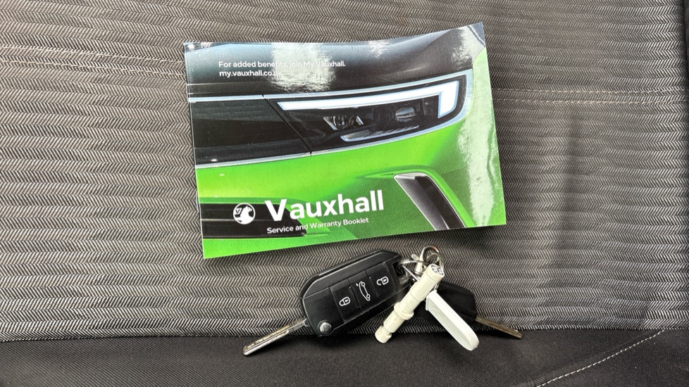 Vauxhall Corsa 1.2 SE 5dr Petrol Hatchback - Image 21