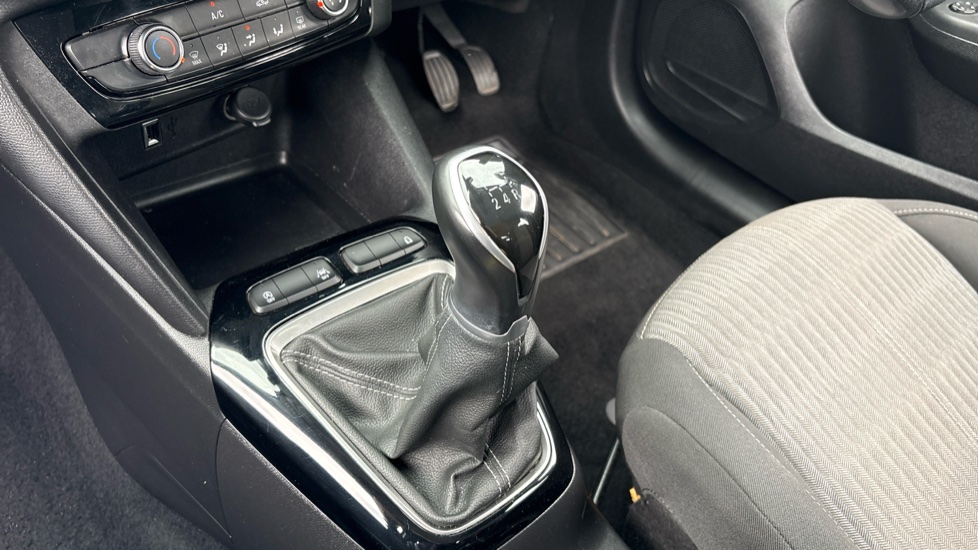 Vauxhall Corsa 1.2 SE 5dr Petrol Hatchback - Image 26