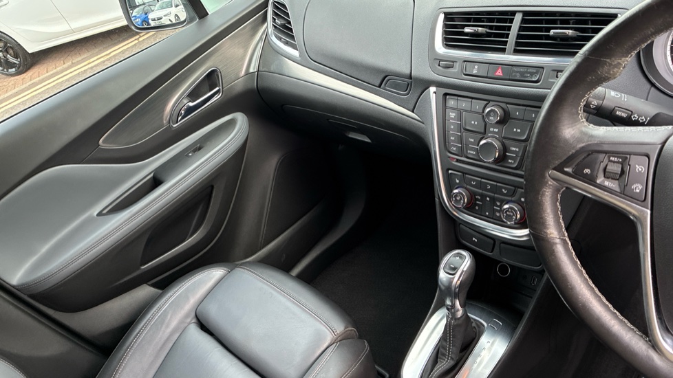 Vauxhall Mokka 1.4T SE 5dr Auto Petrol Hatchback - Image 14