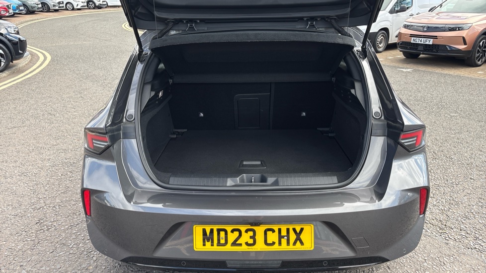 Vauxhall Astra 1.2 Turbo 130 GS 5dr Petrol Hatchback - Image 4