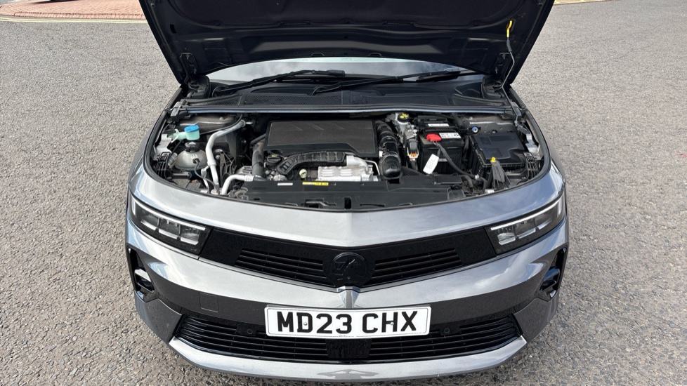 Vauxhall Astra 1.2 Turbo 130 GS 5dr Petrol Hatchback - Image 8