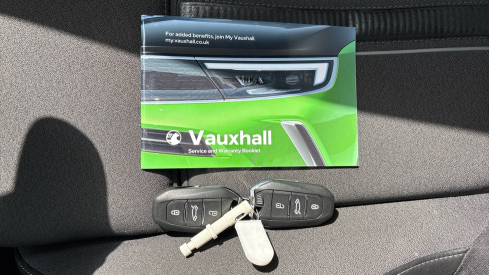Vauxhall Astra 1.2 Turbo 130 GS 5dr Petrol Hatchback - Image 19