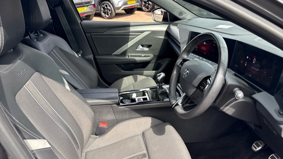 Vauxhall Astra 1.2 Turbo 130 GS 5dr Petrol Hatchback - Image 38