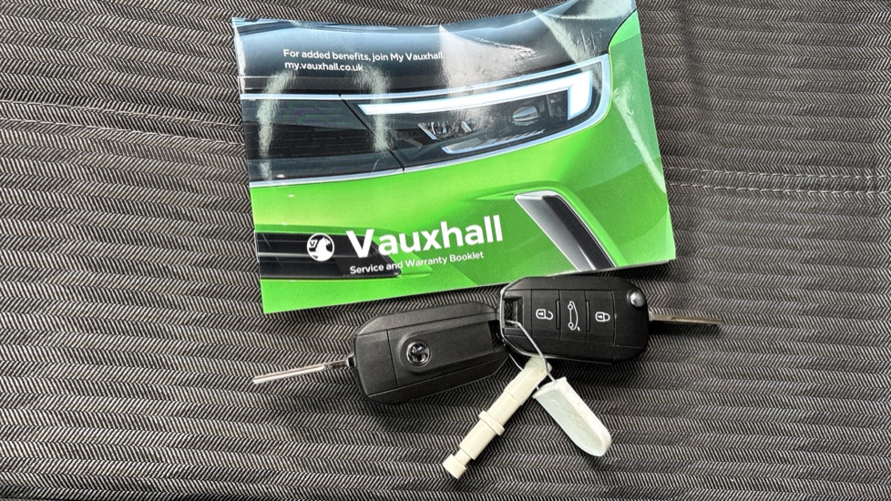 Vauxhall Corsa 1.2 Design 5dr Petrol Hatchback - Image 21