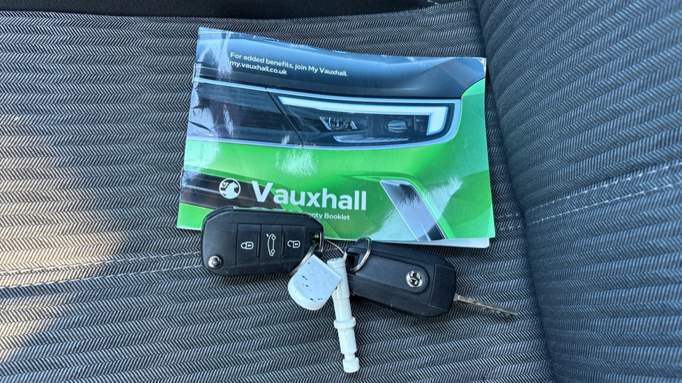 Vauxhall Corsa 1.2 Design 5dr Petrol Hatchback - Image 21