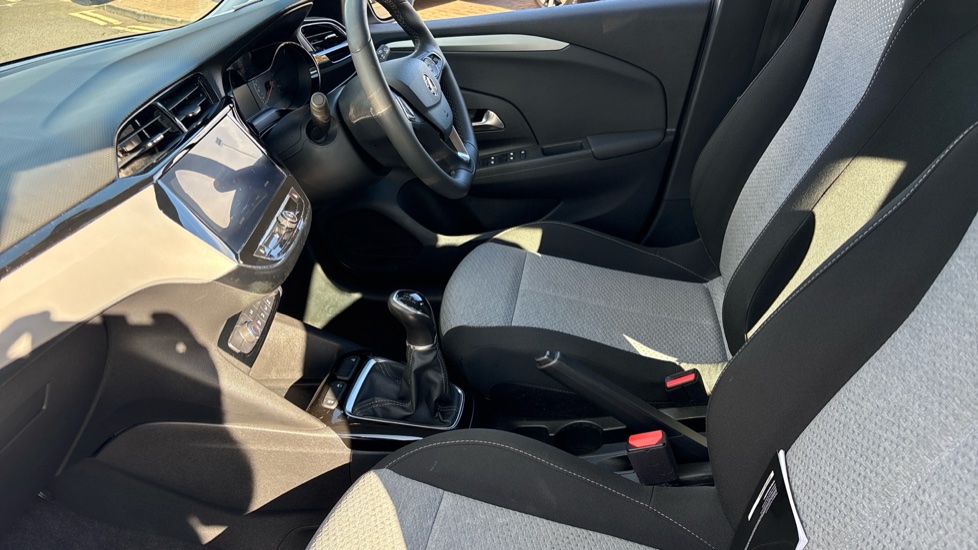 Vauxhall Corsa 1.2 Design 5dr Petrol Hatchback - Image 27