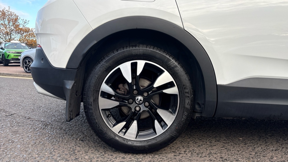 Vauxhall Grandland X 1.2 Turbo Griffin Edition 5dr Petrol Hatchback - Image 7