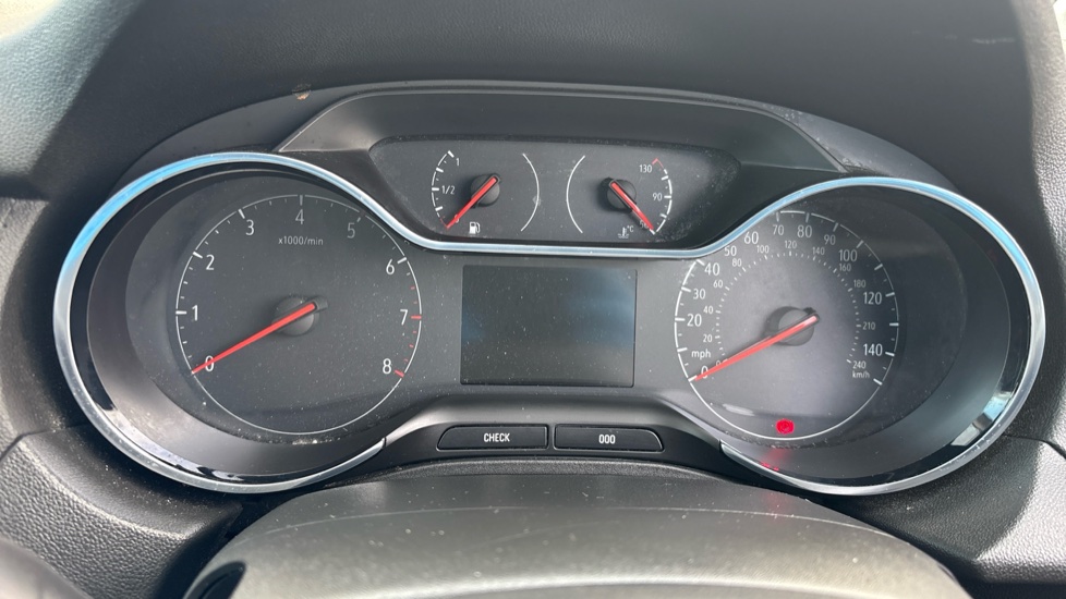 Vauxhall Grandland X 1.2 Turbo Griffin Edition 5dr Petrol Hatchback - Image 18