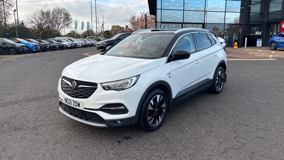 Vauxhall Grandland X 1.2 Turbo Griffin Edition 5dr Petrol Hatchback - Image 33