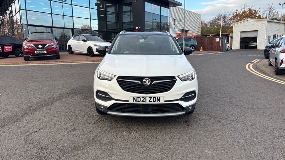 Vauxhall Grandland X 1.2 Turbo Griffin Edition 5dr Petrol Hatchback - Image 34